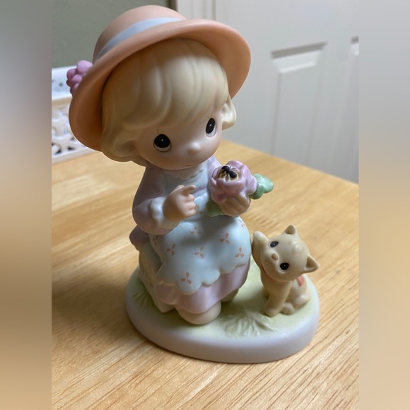 Precious Moments Other - Precious Moments “Auntie You Make Beauty Blossom”